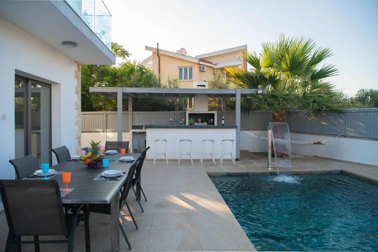 איה נאפה Villa Ruby Yiasemina  איה נאפה